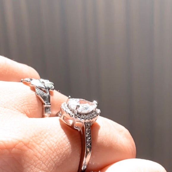 TEARDROP RING - Picture 2 of 2